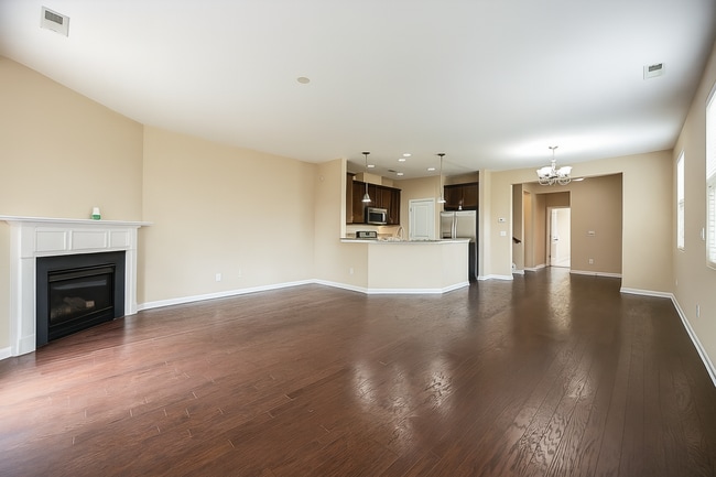 Foto del edificio - 711 Sidepark St
