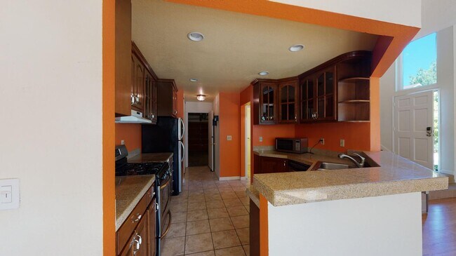 Building Photo - Spacious & striking San Jose home by Towns...