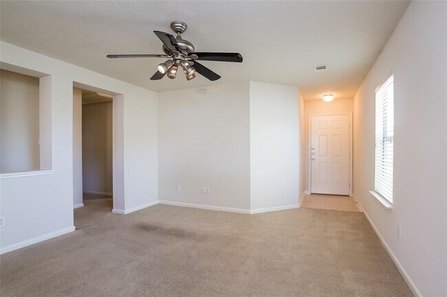 Building Photo - 2926 Swift Brook Glen Way