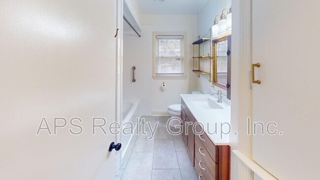 Foto del edificio - 5144 Sunrise Terrace