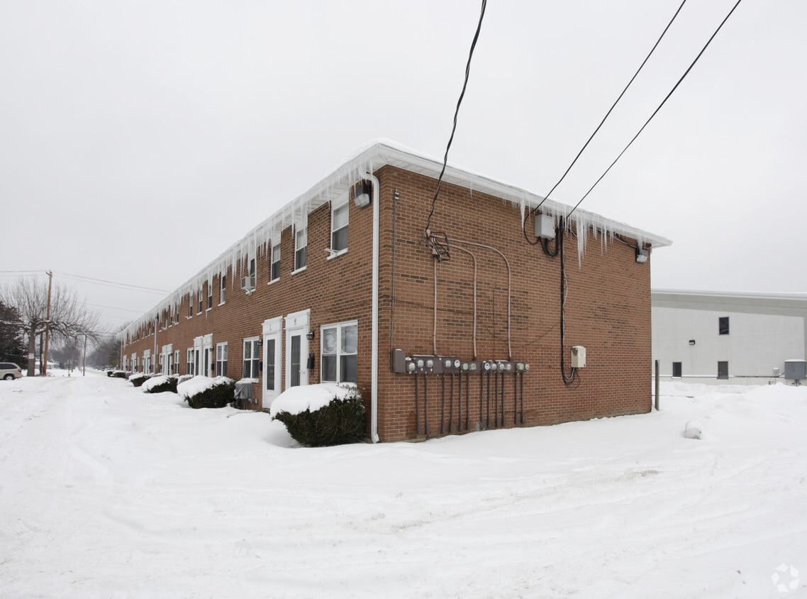 Primary Photo - 2167 Mock Rd