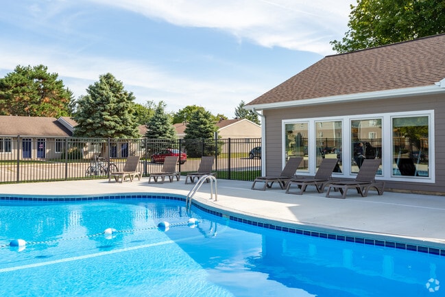 Pool area! - Timberwood Crossing