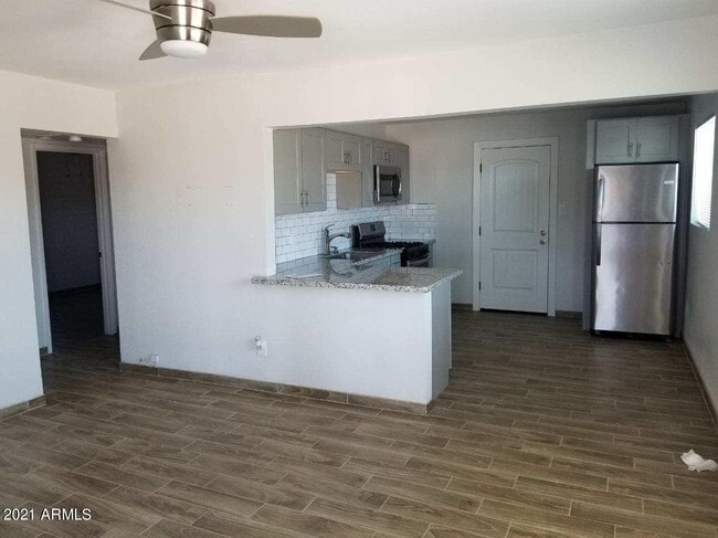 Foto del edificio - 1212 E Tempe Dr