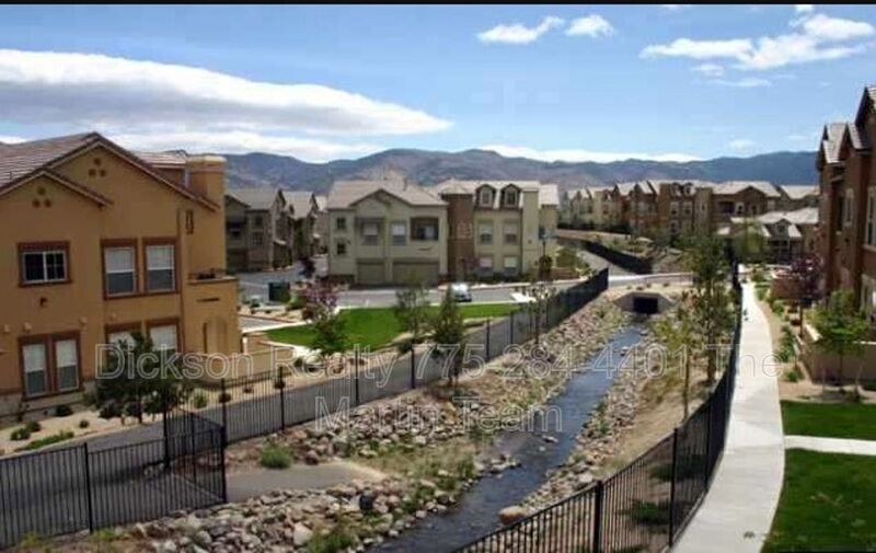 Foto principal - 17000 Wedge Pkwy
