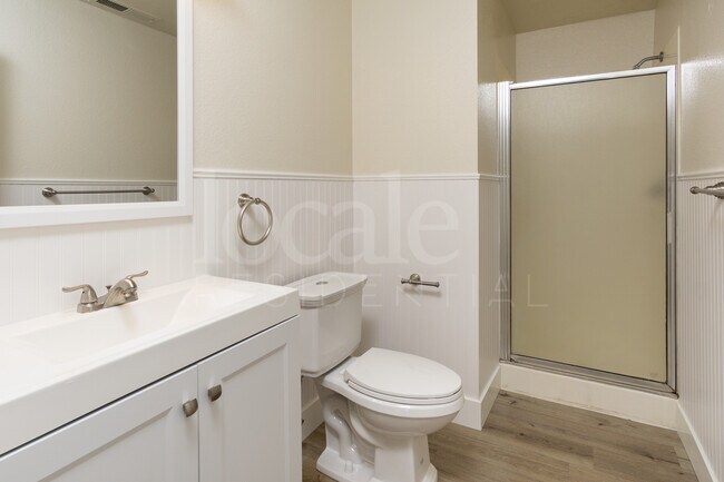 Foto del edificio - 1340 W 4th St