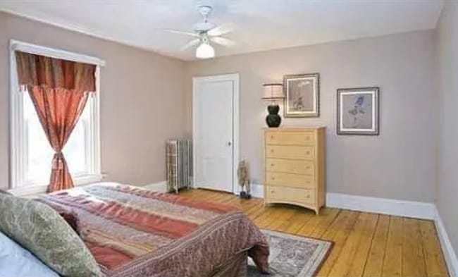Building Photo - 112 Newtonville Ave