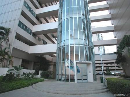 Foto del edificio - 500 University Ave