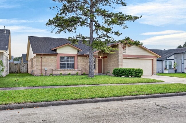 Foto del edificio - 12047 Plumpoint Dr