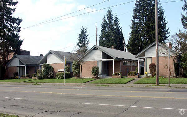 Building Photo - Cascade Manor Apartments