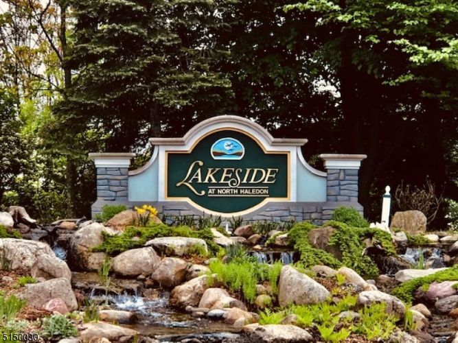 34 Rosewood Ct, North Haledon, NJ 07508 Condo for Rent in North