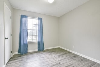 Building Photo - 5703 Alpine Heights Dr