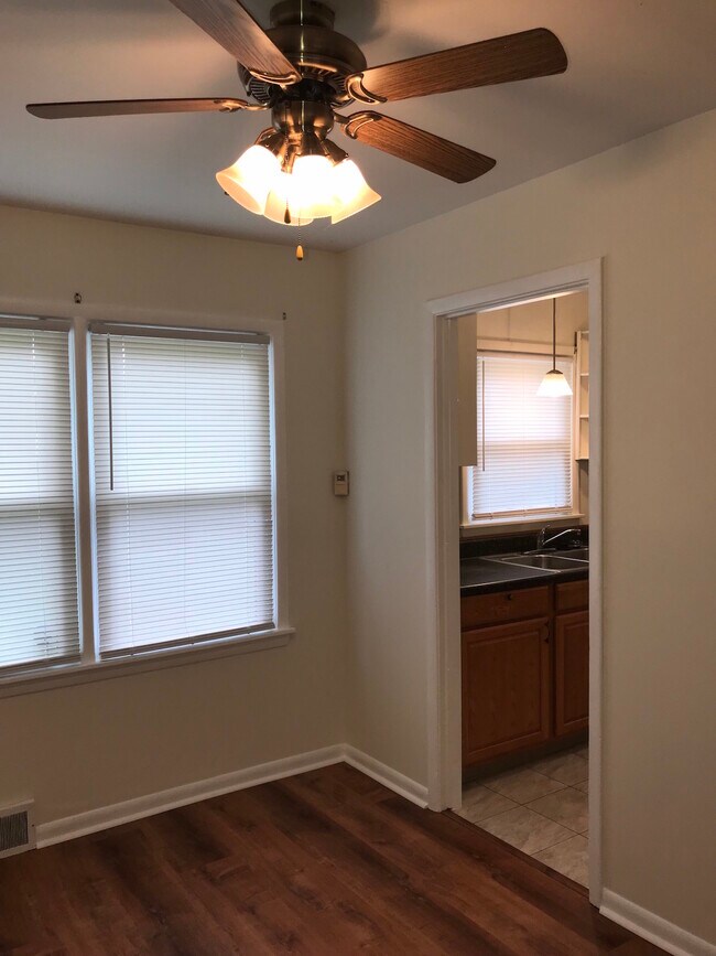 Foto del edificio - 2659 W 22nd St