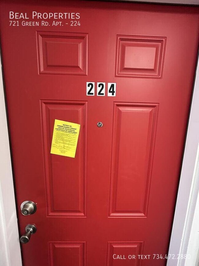 Building Photo - 721 Green Rd