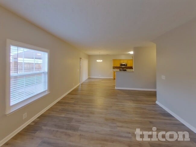 Building Photo - 1456 Colyn Avenue