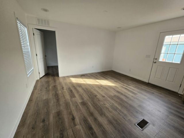 Building Photo - 3642 Boulder Hwy