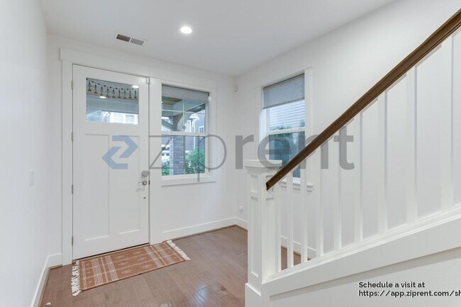 Foto del edificio - 18602 46th Ave SE