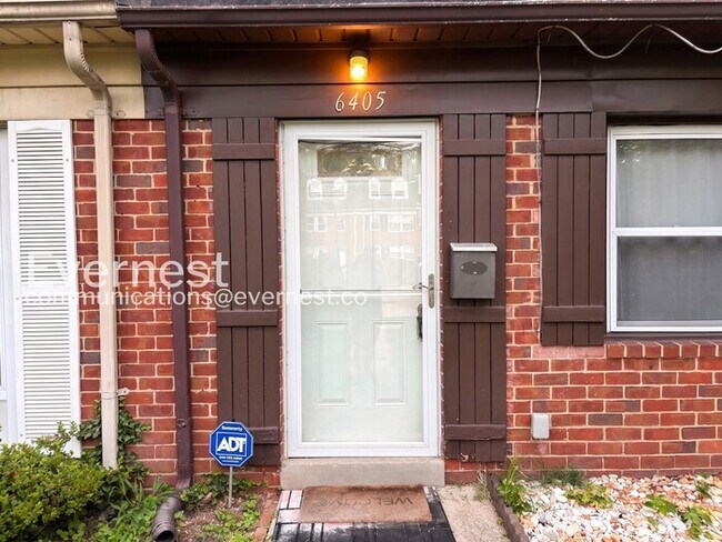 Building Photo - 6405 Loch Crest Ct