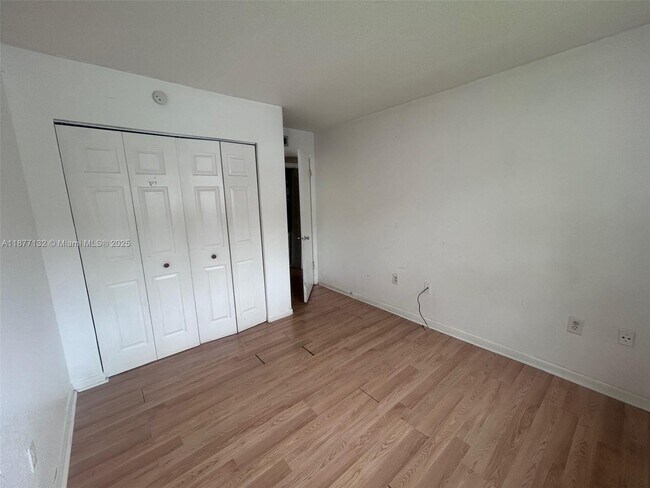 Building Photo - 7427 SW 152nd Ave