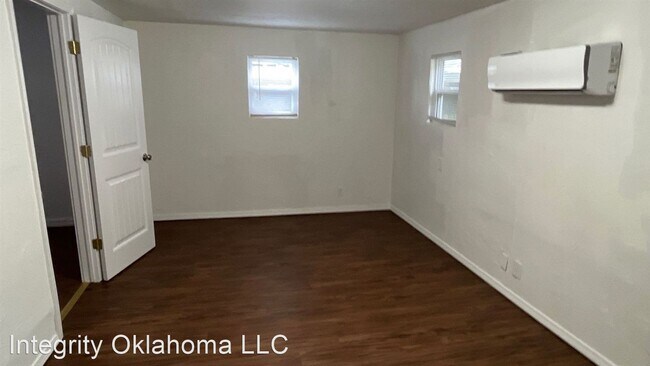 Building Photo - 2 br, 1 bath House - 1133 N. Page Avenue