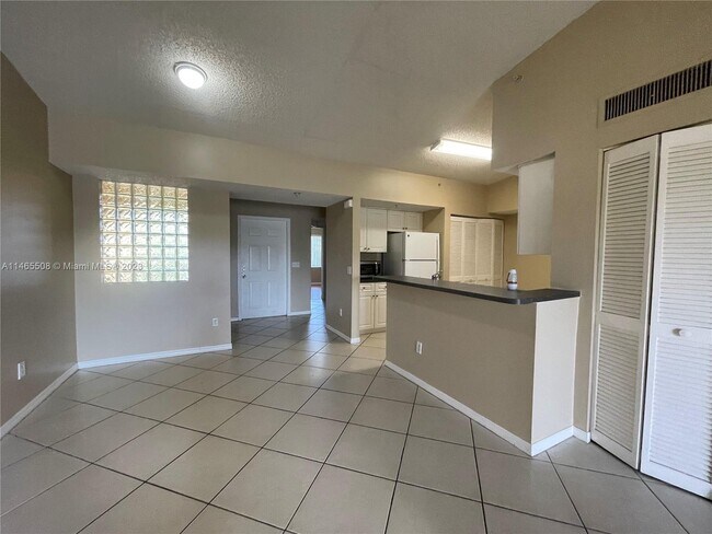 Foto del edificio - 9630 NW 2nd St