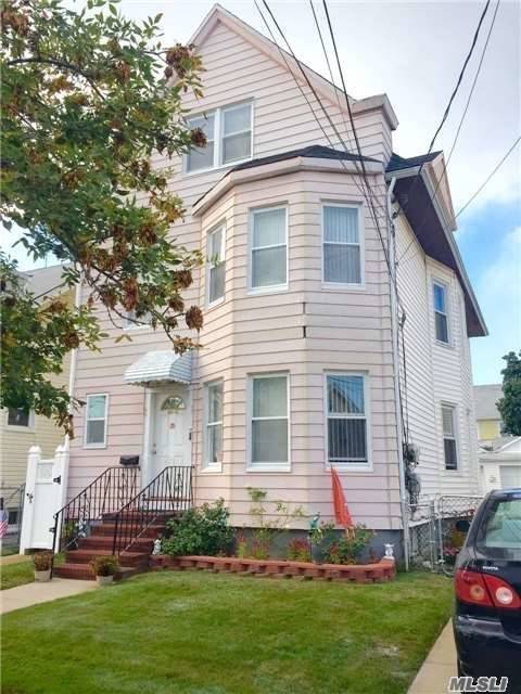 Primary Photo - 220-21 94th Ave
