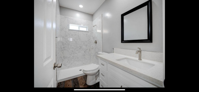 Building Photo - 209 Wainwright Ct
