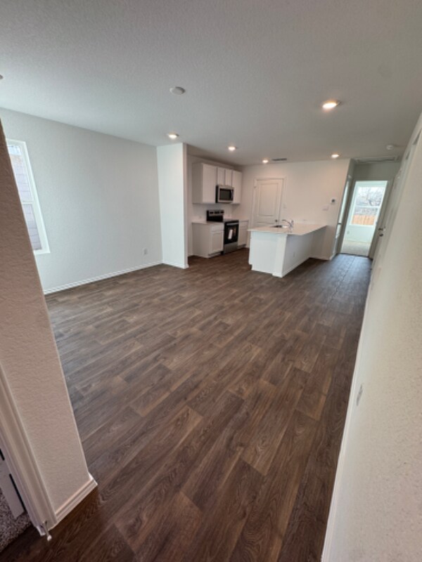 Foto del edificio - 2046 Zephyr Lily