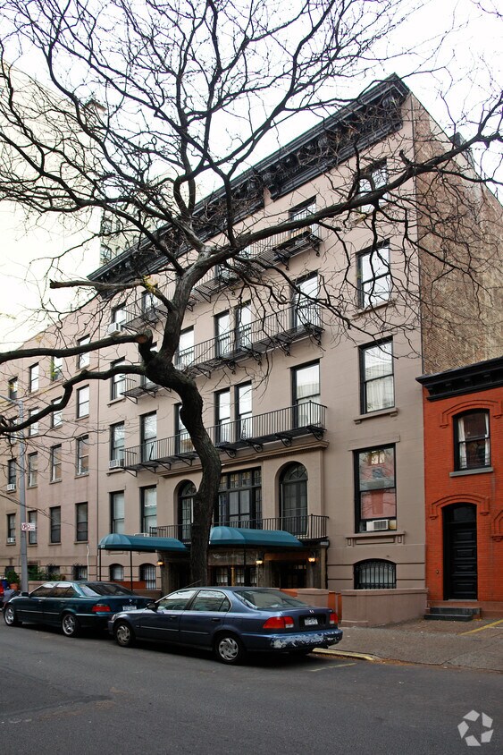 Foto principal - 177-179 Columbia Hts