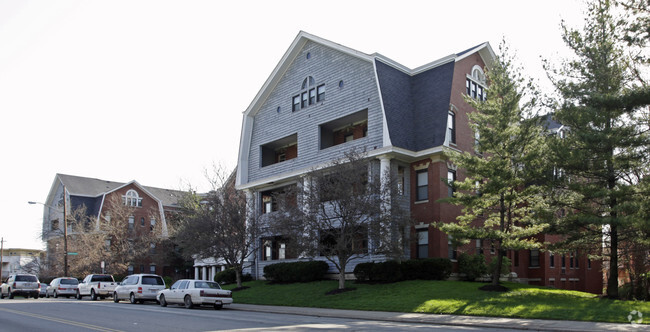 Foto del edificio - Haddon Hall Apartments