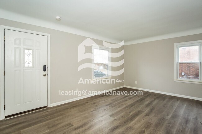 Foto del edificio - 15710 Stephens Rd