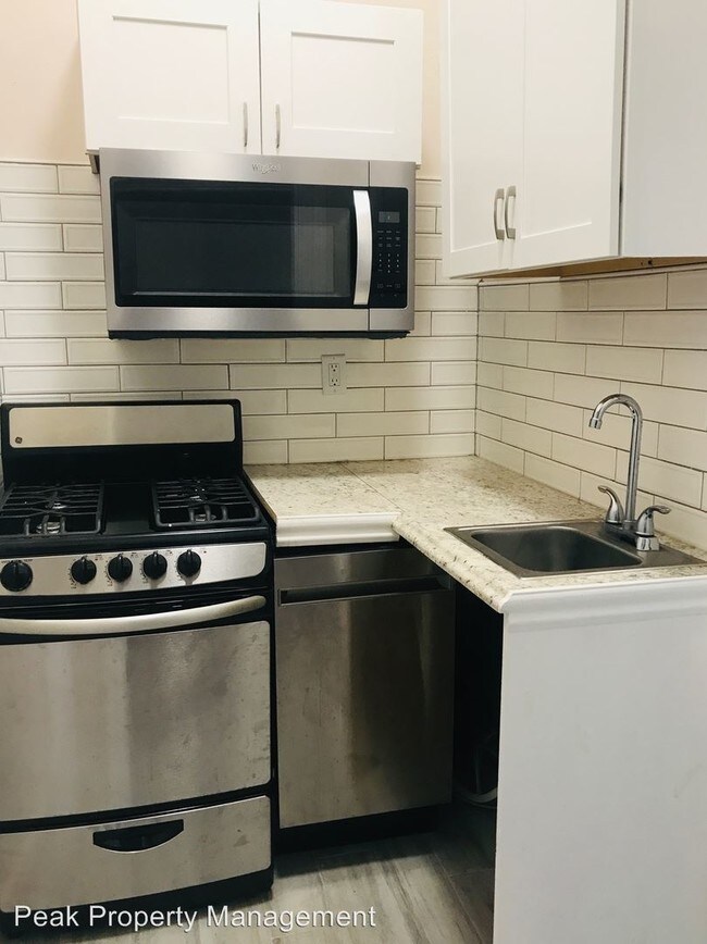 Building Photo - 1 br, 1 bath  - 209 N 3rd St 209 N 3rd St #1