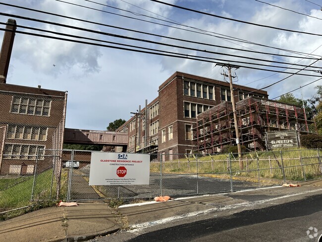 9/27/2022 Construction Photo - Gladstone Residences