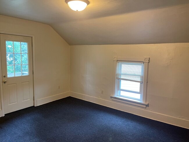 Foto del edificio - 846 Elmwood Ave