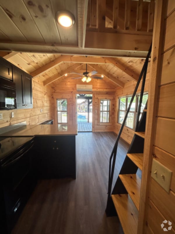 Building Photo - 4 Tiny Home Cir