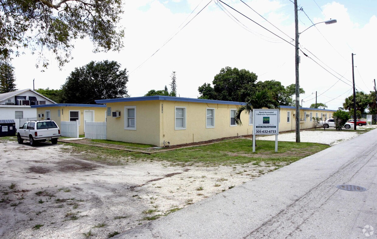 Foto del edificio - 850-855 NW 3rd Ter