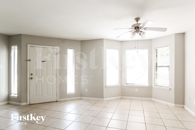 Building Photo - 2935 La Estancia Ln