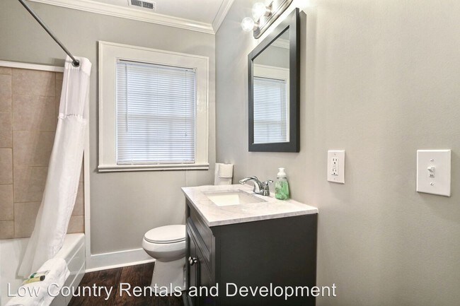 Foto del edificio - 2105 E 41st St