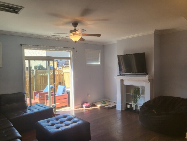 Building Photo - 2820 Carter Finley Place