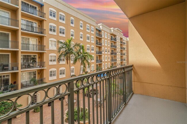 Foto del edificio - 1064 N Tamiami Trl