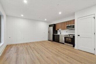 Building Photo - 808 N 3rd St