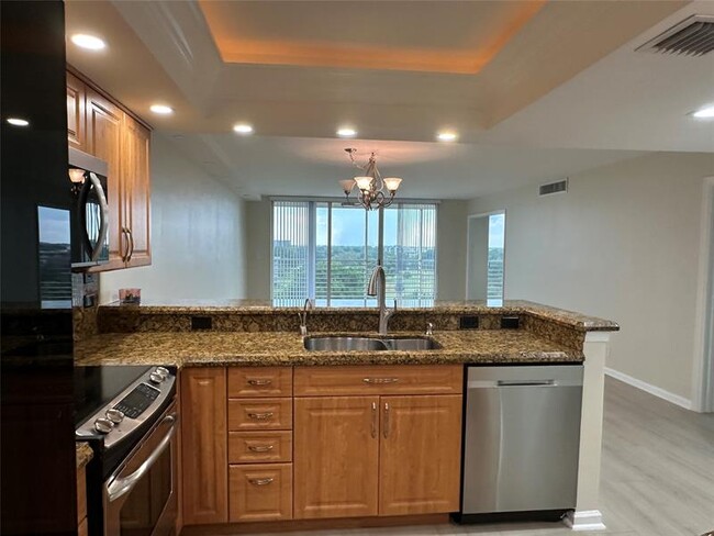 Building Photo - 3510 Oaks Way