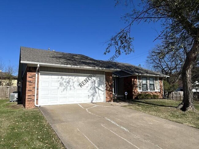 Foto del edificio - 5711 E 33rd Ct