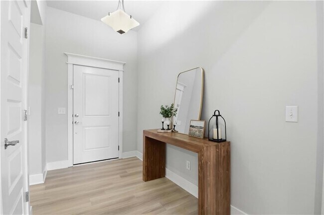 Foto del edificio - 641 Hayden James St