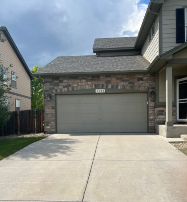 Foto del edificio - 1644 Kelmsley Ct