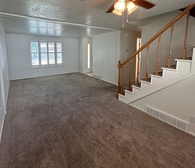 Building Photo - 4272STC