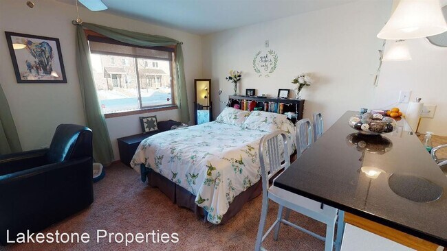 Foto del edificio - 6749 Fairhaven Rd
