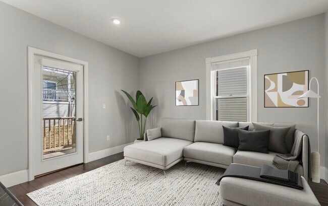 Building Photo - 101 Draper St