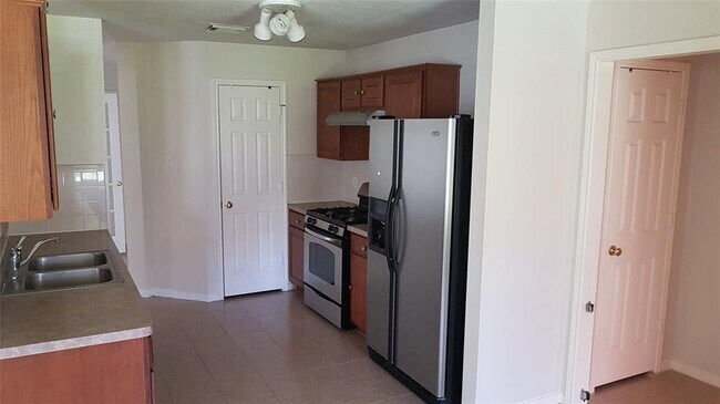 Foto del edificio - 13519 Beech Ridge Ln