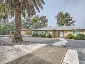 Building Photo - 5370 W Falls View Dr