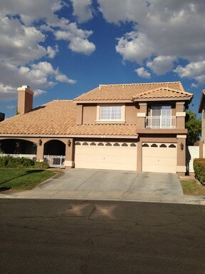 Primary Photo - 256 Via Contata St